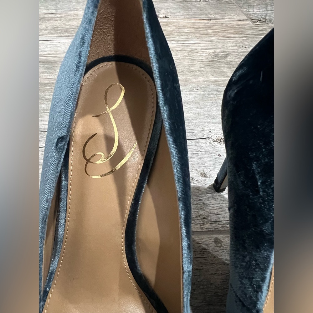 Sam Edelman Blue Velvet Pointed Toe Stiletto Pumps Size 6.5W - Minimal Wear - Picture 5 of 6